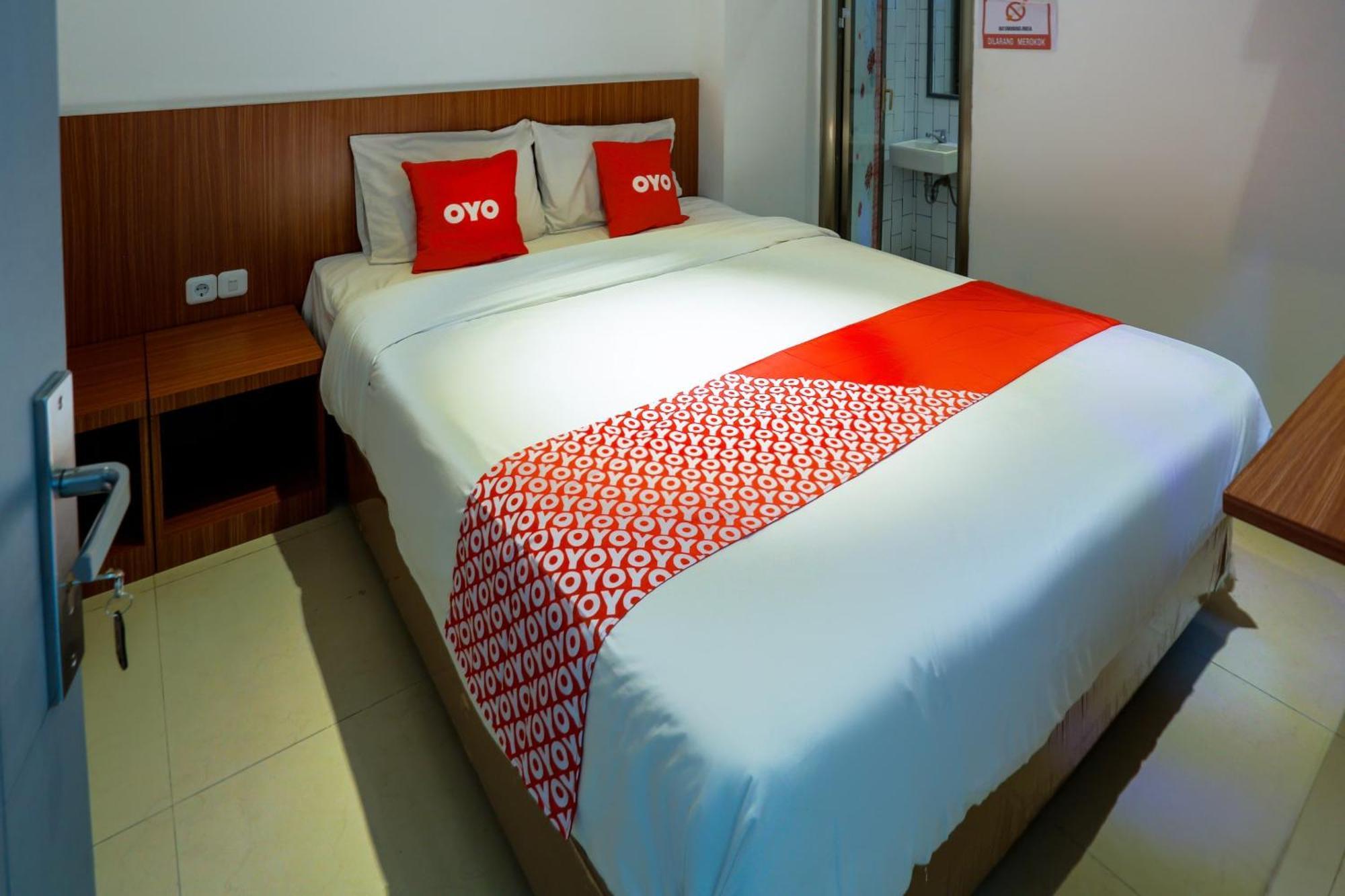 Super Oyo 3109 Point Inn Jakarta Eksteriør billede