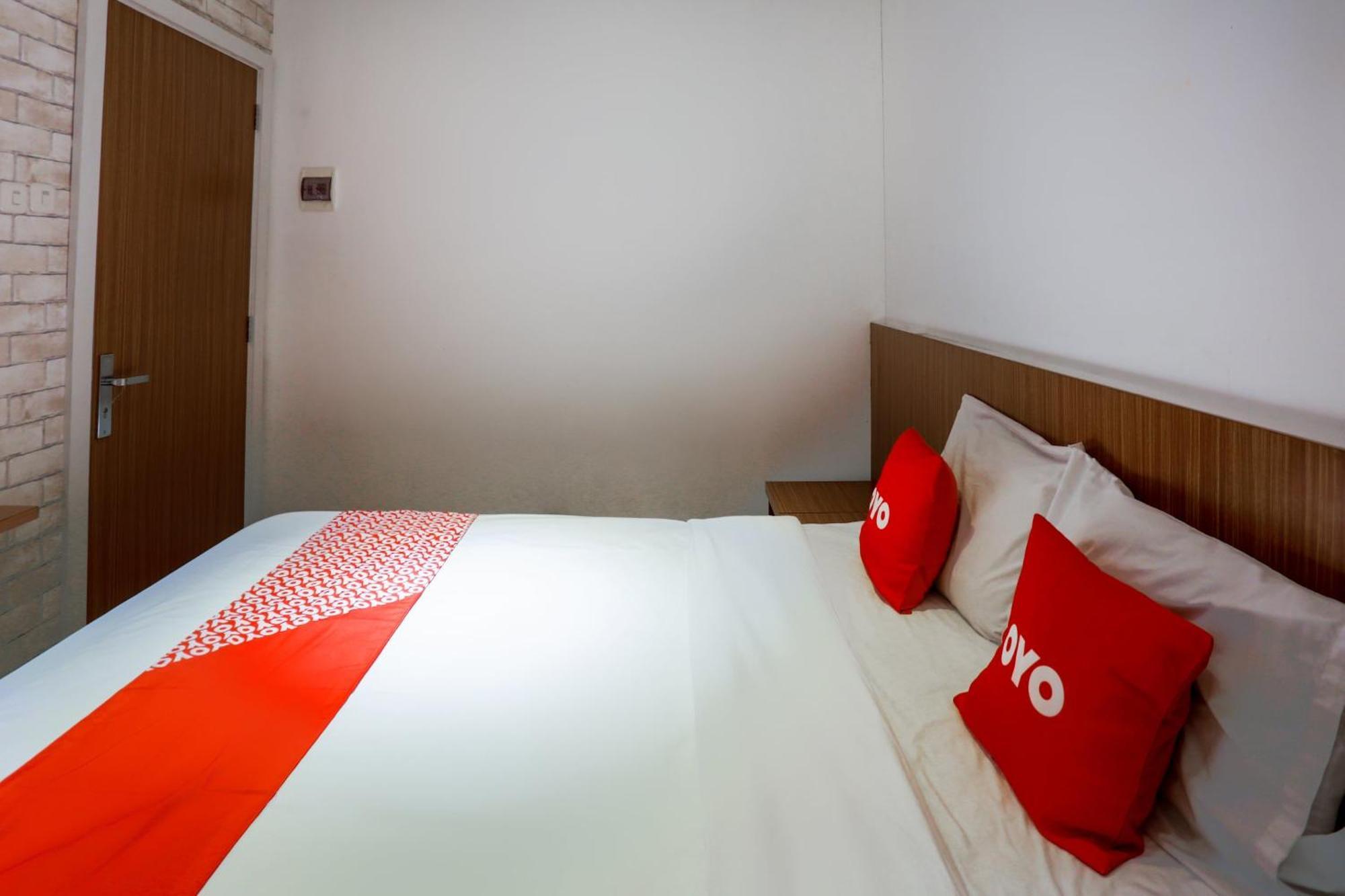 Super Oyo 3109 Point Inn Jakarta Eksteriør billede