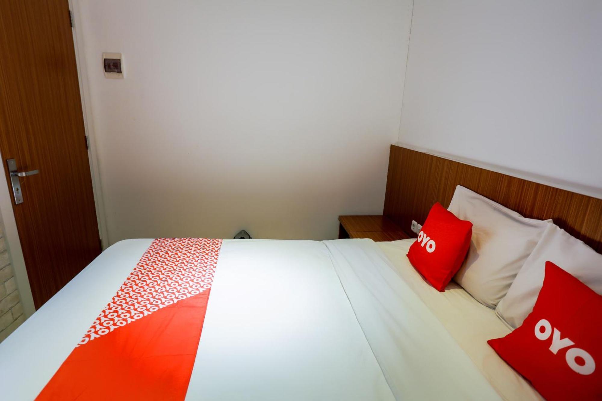 Super Oyo 3109 Point Inn Jakarta Eksteriør billede
